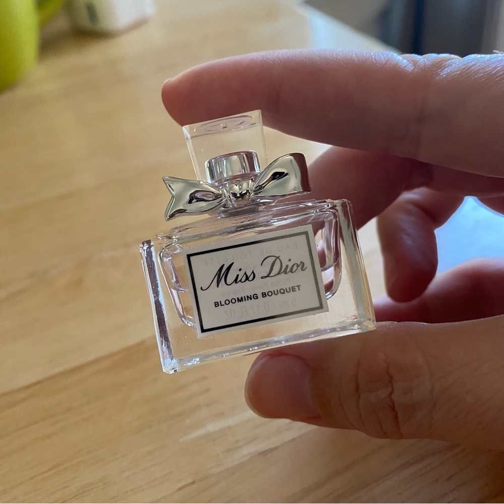 Miss Dior Blooming Bouquet Eau de Toilette Mini Travel Bottle